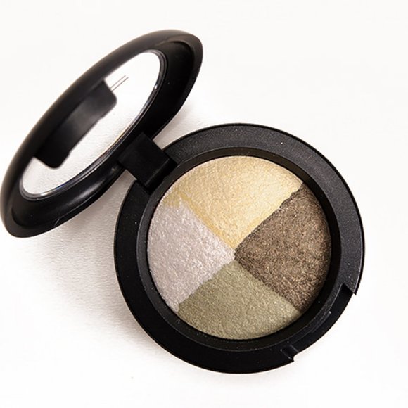 🔥HOST PICK🔥❣️MAC in the Meadow Mineralize Eyeshadow❣️ - Picture 3 of 3